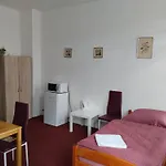 Eberhart 3* Treuen
