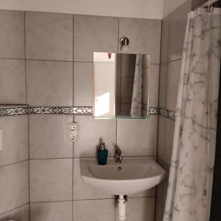 Eberhart Guest house *