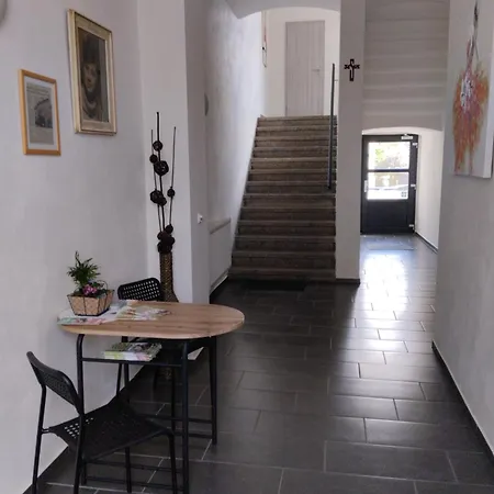 Eberhart Guest house *