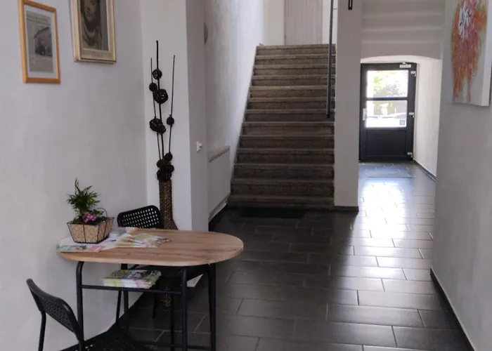 Eberhart Guest house 3*